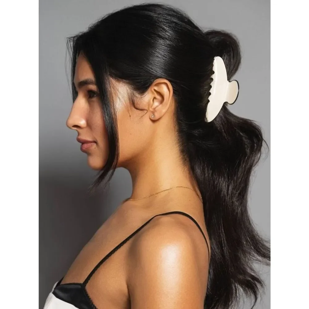 The Hair Edit Ivory Black Trim Large Claw Clip Hair Styling